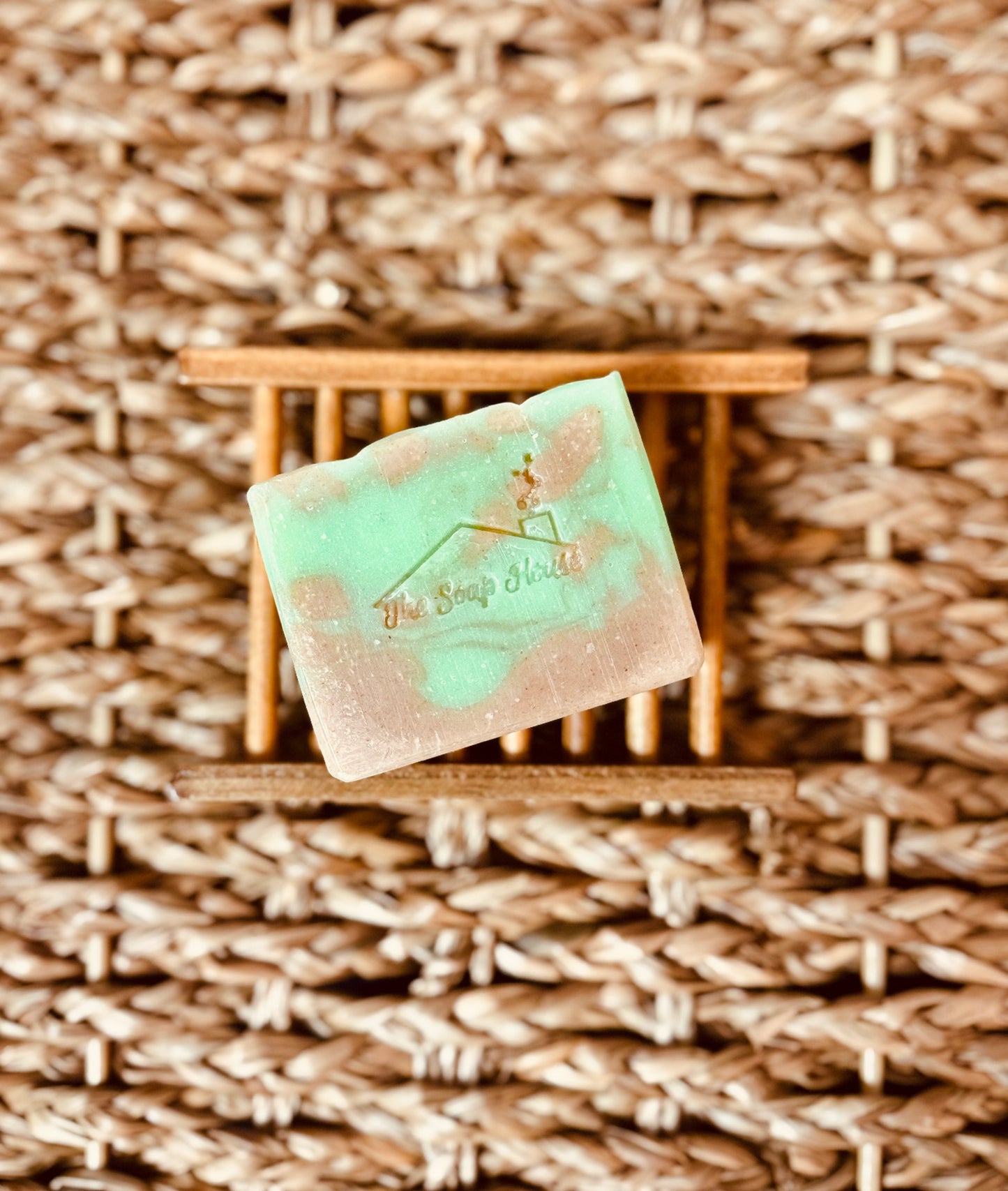 Sandalwood Powder x Florida Landscape