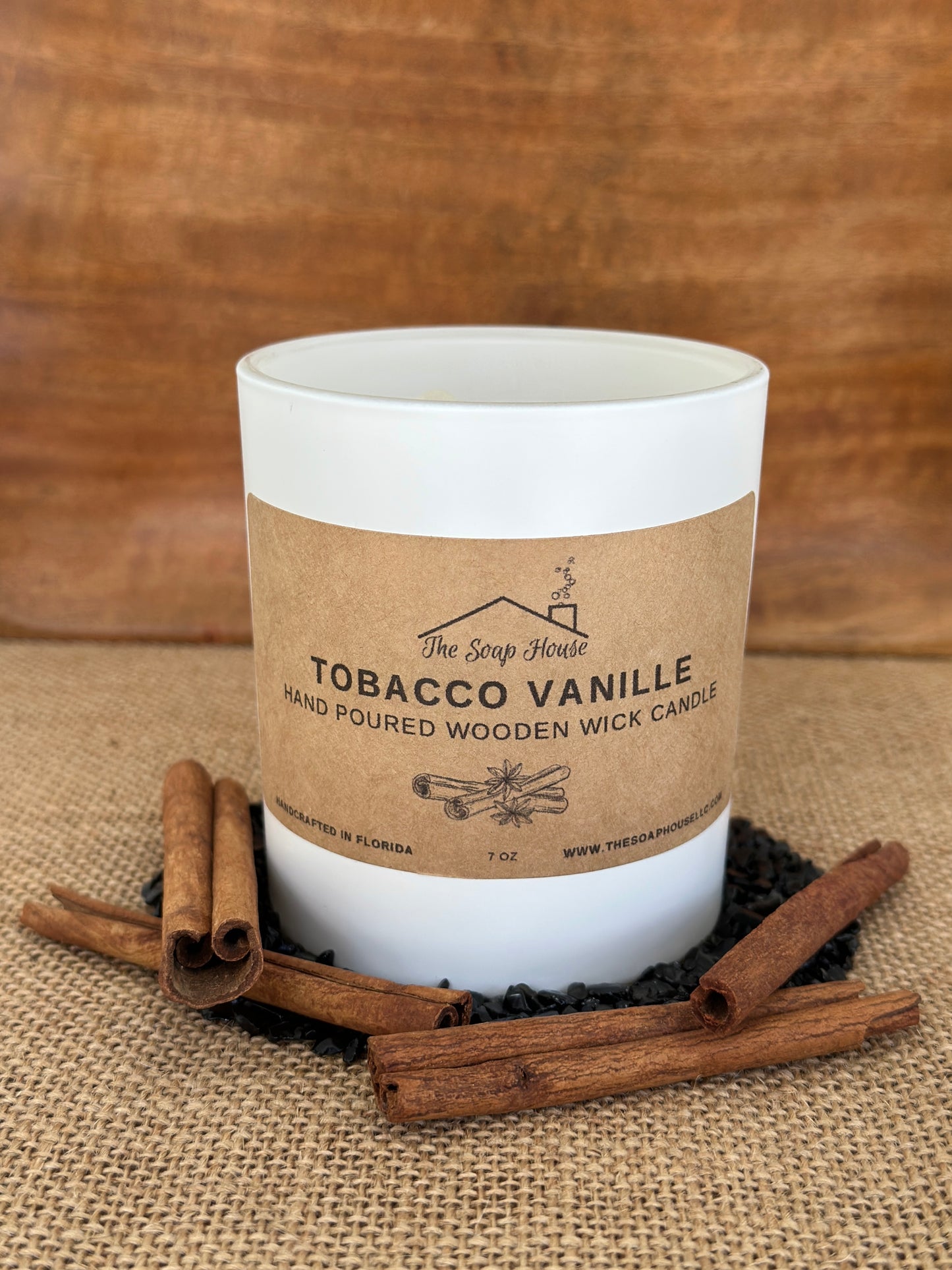 Wooden Wick Candle- Tobacco Vanille
